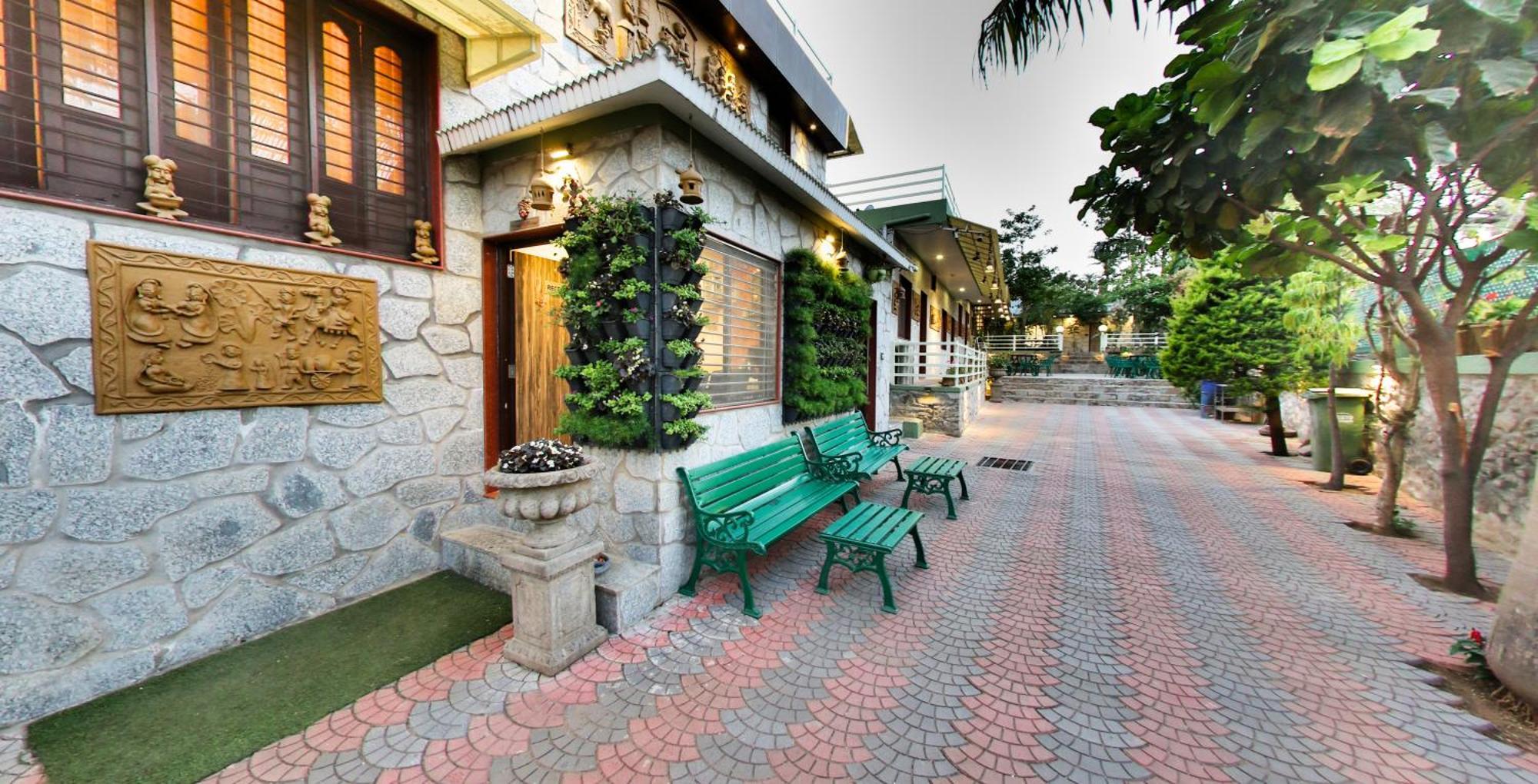 Hari Niwas - A Boutique Garden Resort マウント・アブ エクステリア 写真