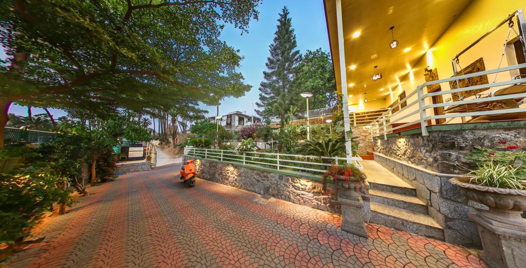 Hari Niwas - A Boutique Garden Resort マウント・アブ エクステリア 写真