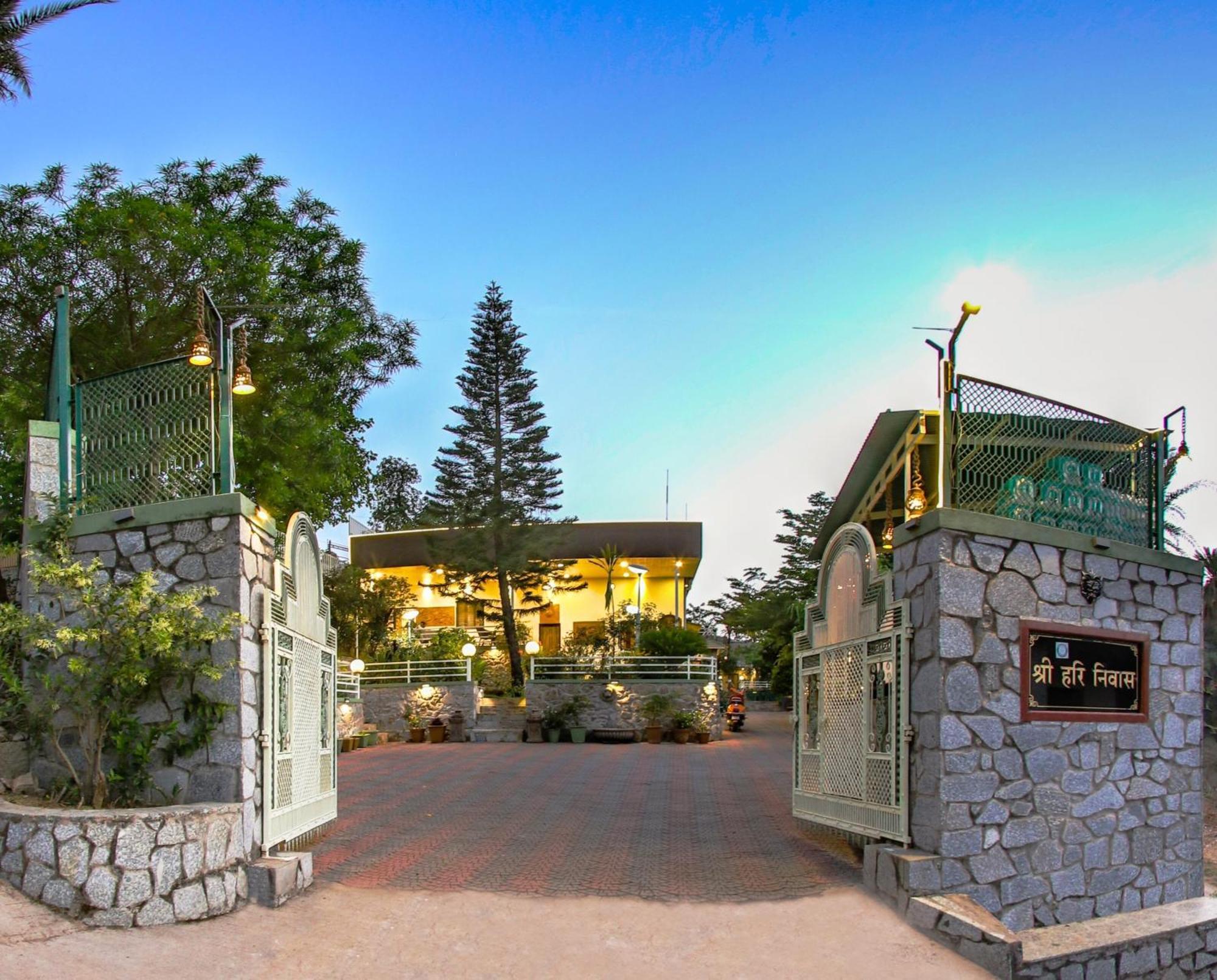 Hari Niwas - A Boutique Garden Resort マウント・アブ エクステリア 写真